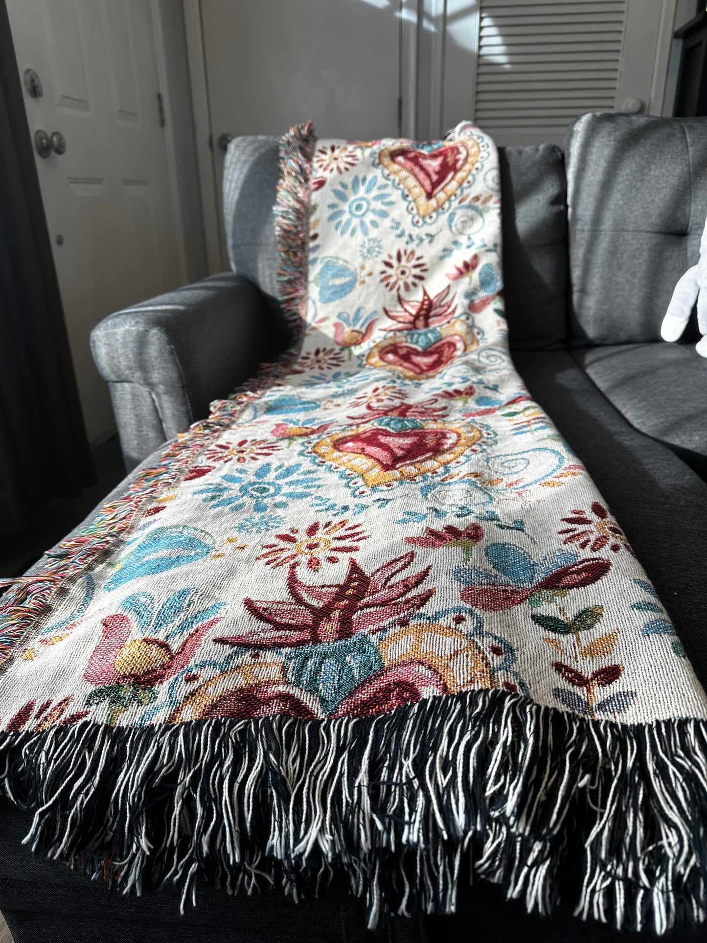 Sacred hearts with blue flowers Woven Blankets. Mexican folk blanket for her. Sagrado corazon. Milagritos cobija