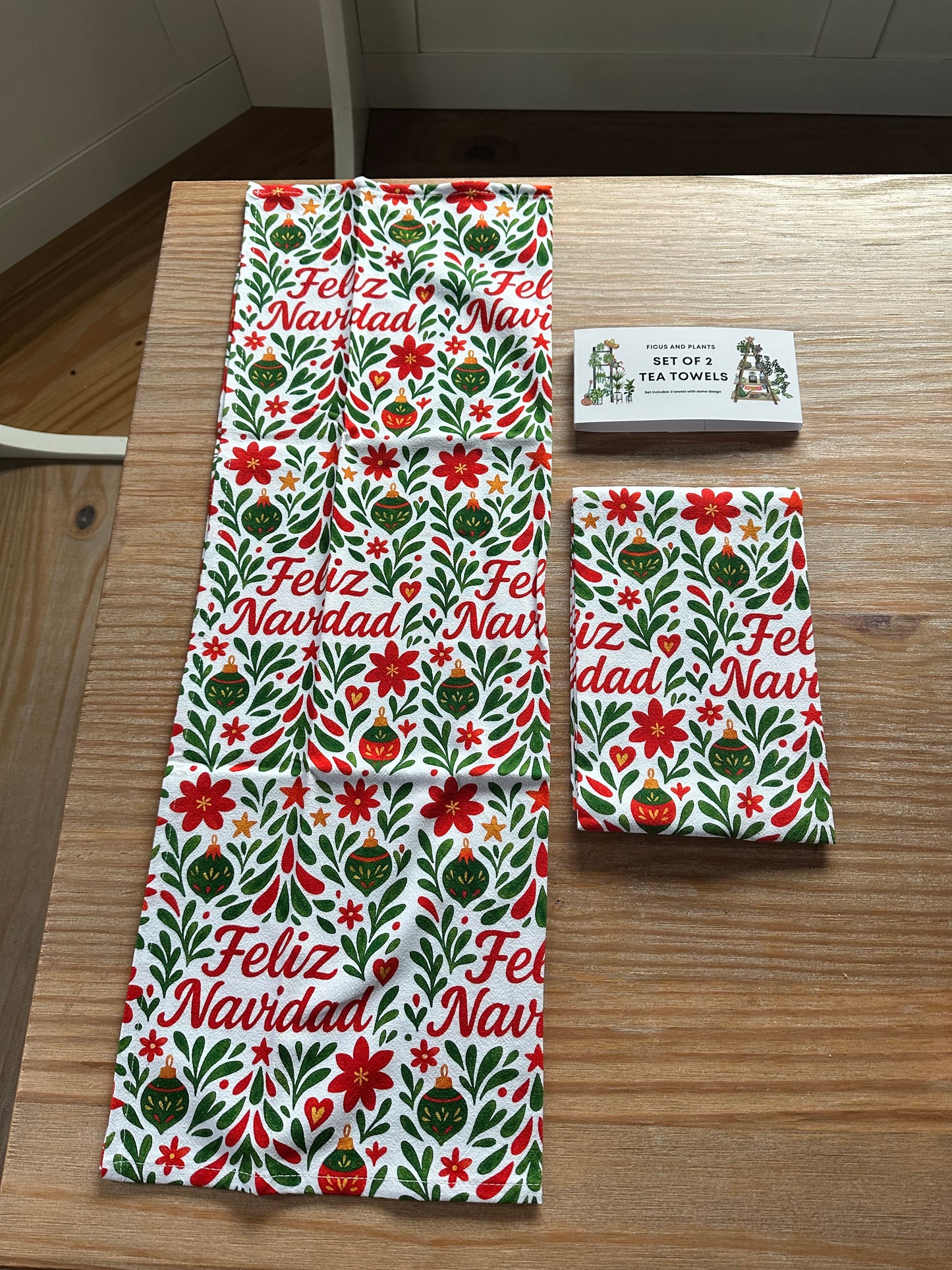 Feliz Navidad kitchen towels – Set of 2 Cotton Tea towels with Talavera, flor de noche buena, esfera de navidad y feliz Navidad. Latina home decor