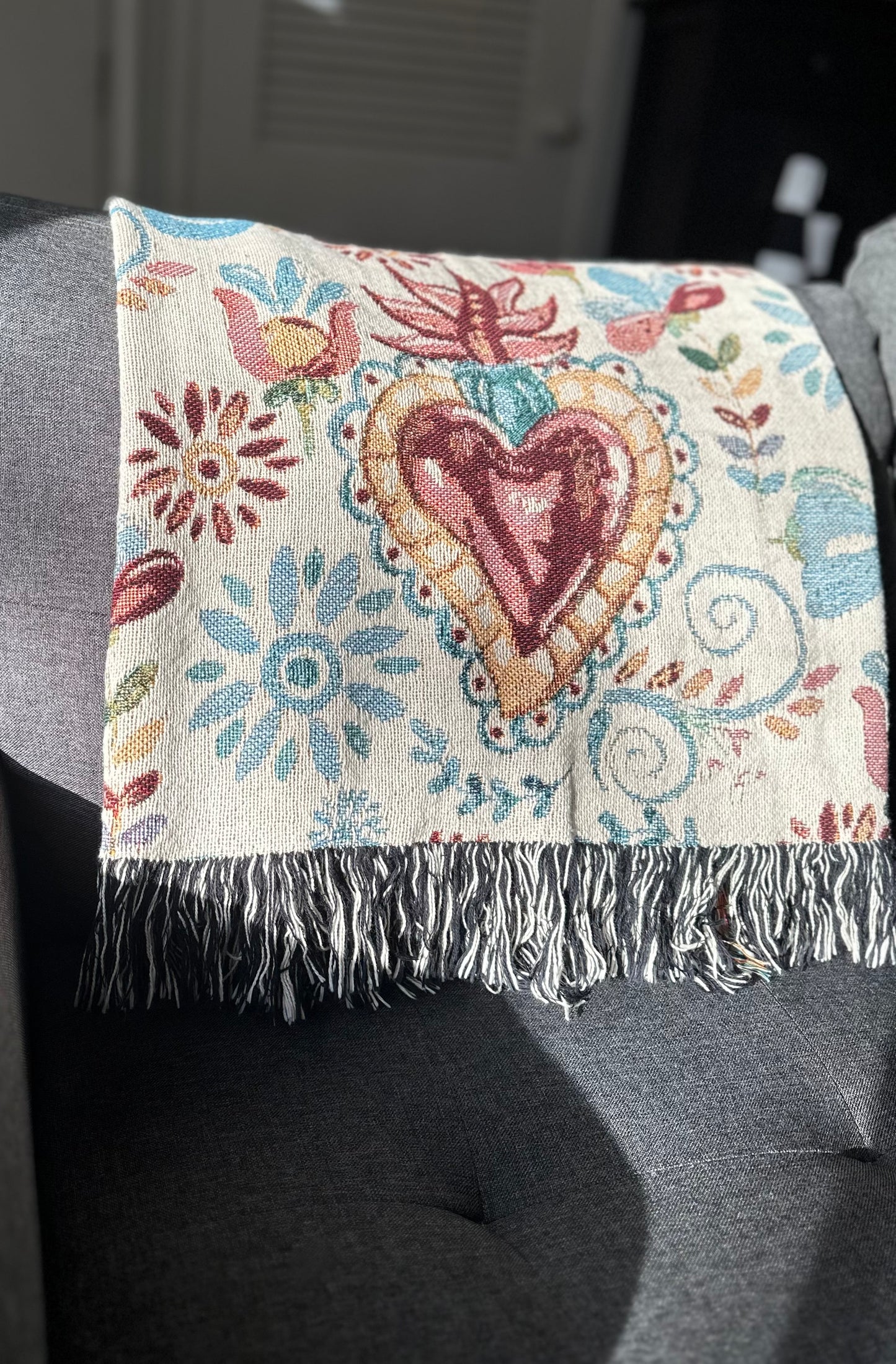 Sacred hearts with blue flowers Woven Blankets. Mexican folk blanket for her. Sagrado corazon. Milagritos cobija