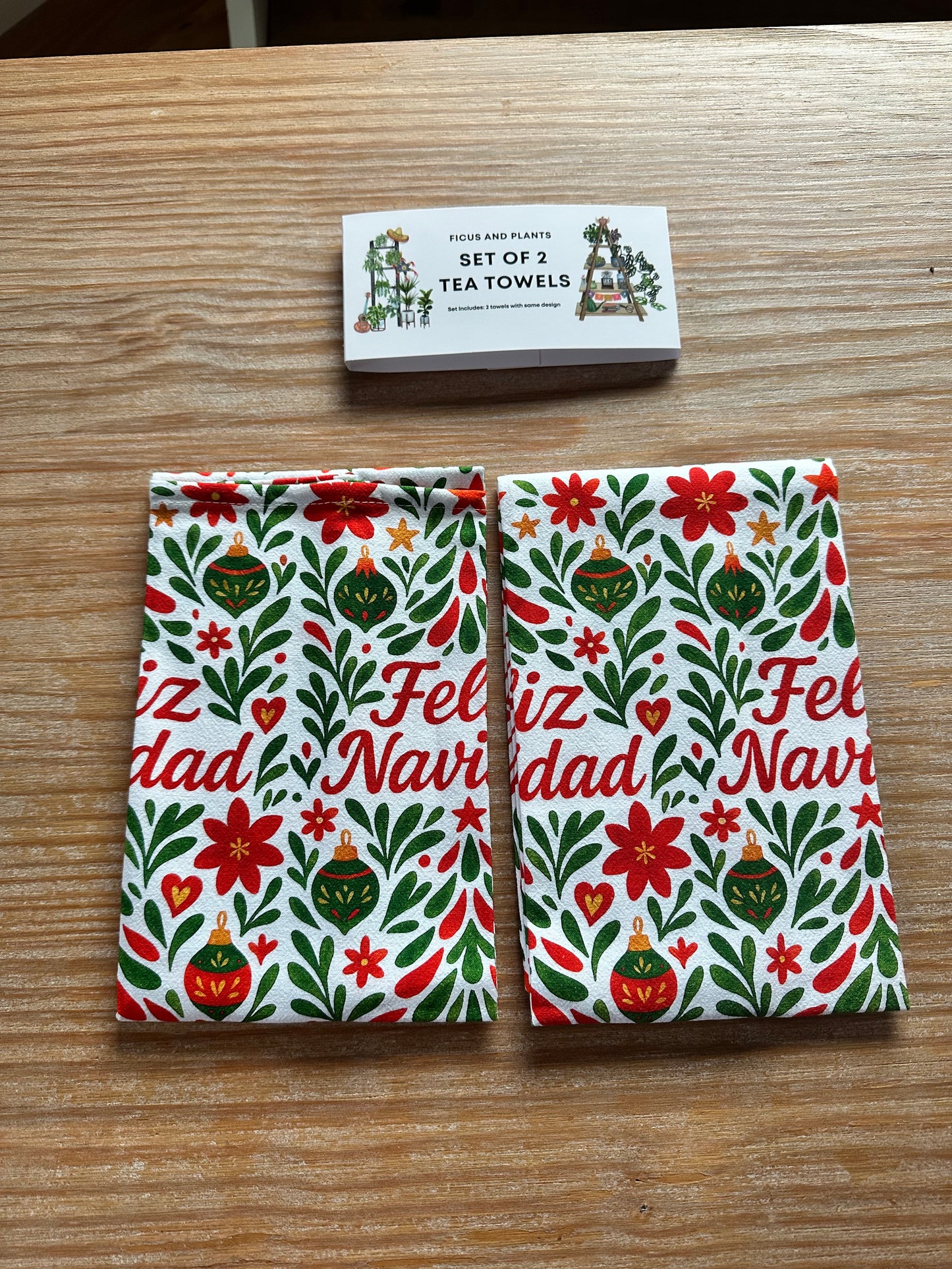 Feliz Navidad kitchen towels – Set of 2 Cotton Tea towels with Talavera, flor de noche buena, esfera de navidad y feliz Navidad. Latina home decor
