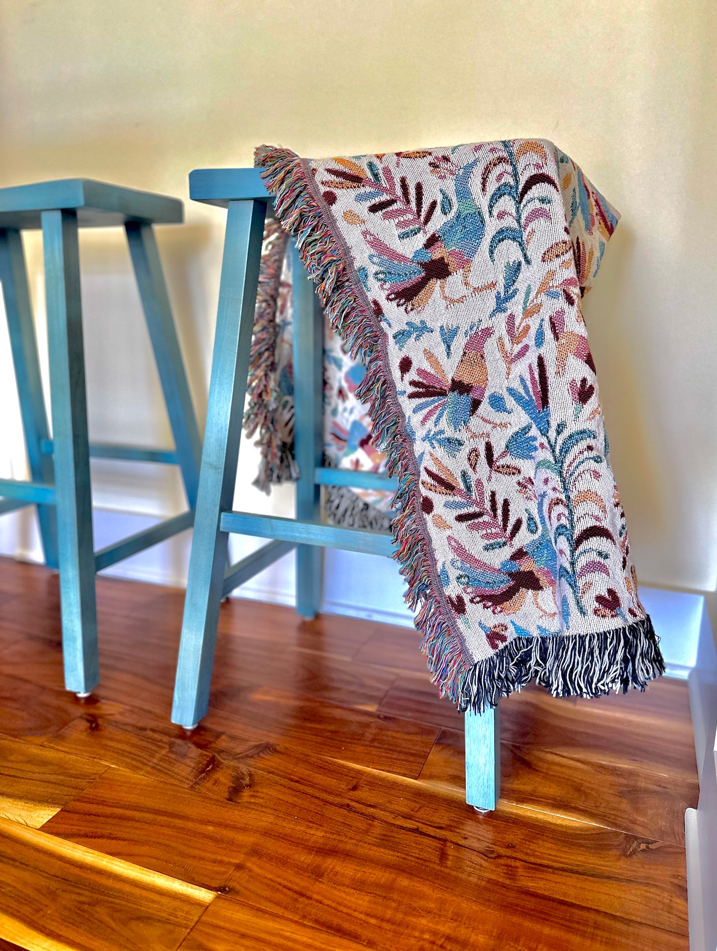 Otomi blanket for Mexican family. Otomi with soft color for modern Mexican home decor. Otomi tapestry for Mexican friend. Mexican mom gift