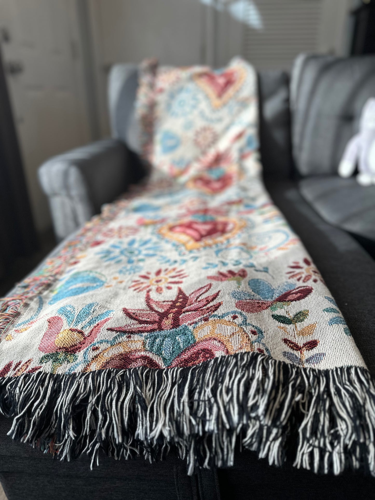 Sacred hearts with blue flowers Woven Blankets. Mexican folk blanket for her. Sagrado corazon. Milagritos cobija