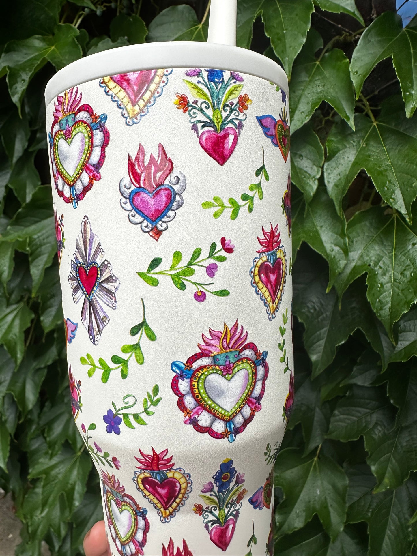 Sacred hearts tumbler. Milagritos mug. Sacred hearts stainless 32 oz tumbler for hot and cold drinks. Mexican gift for her