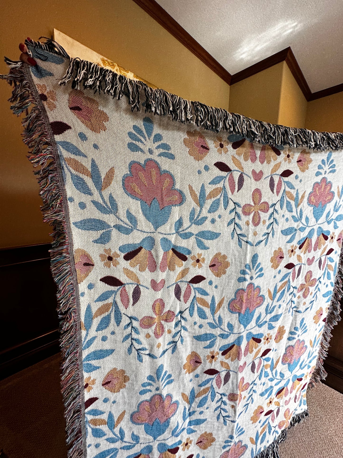 Mexican floral throw blanket for friend, mom or grandma. Mexican art gift. Mexican gift for Mexican friends.