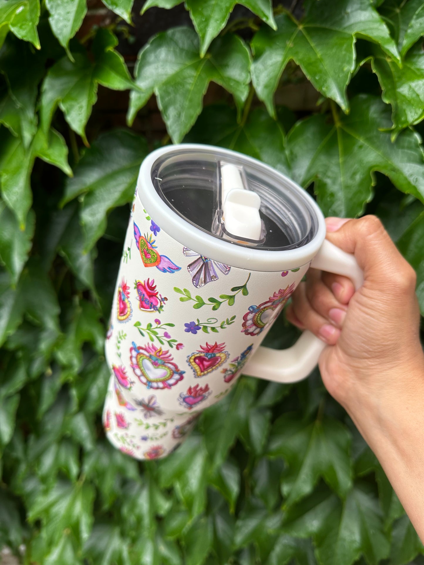 Sacred hearts tumbler. Milagritos mug. Sacred hearts stainless 32 oz tumbler for hot and cold drinks. Mexican gift for her