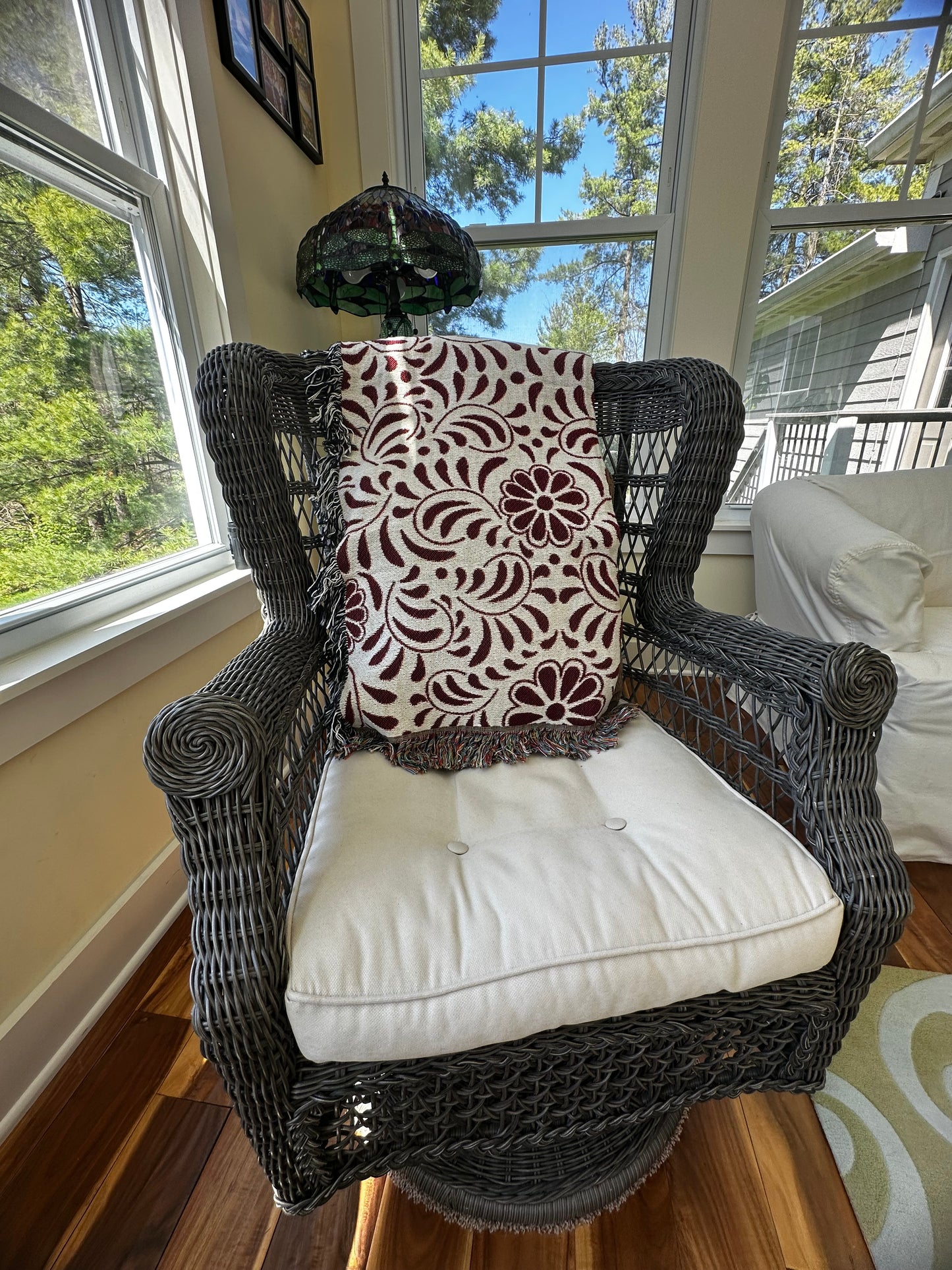 Red and beige woven blanket with Mexican Talavera design. Otomi Red And White Woven Blanket. Mexican blanket