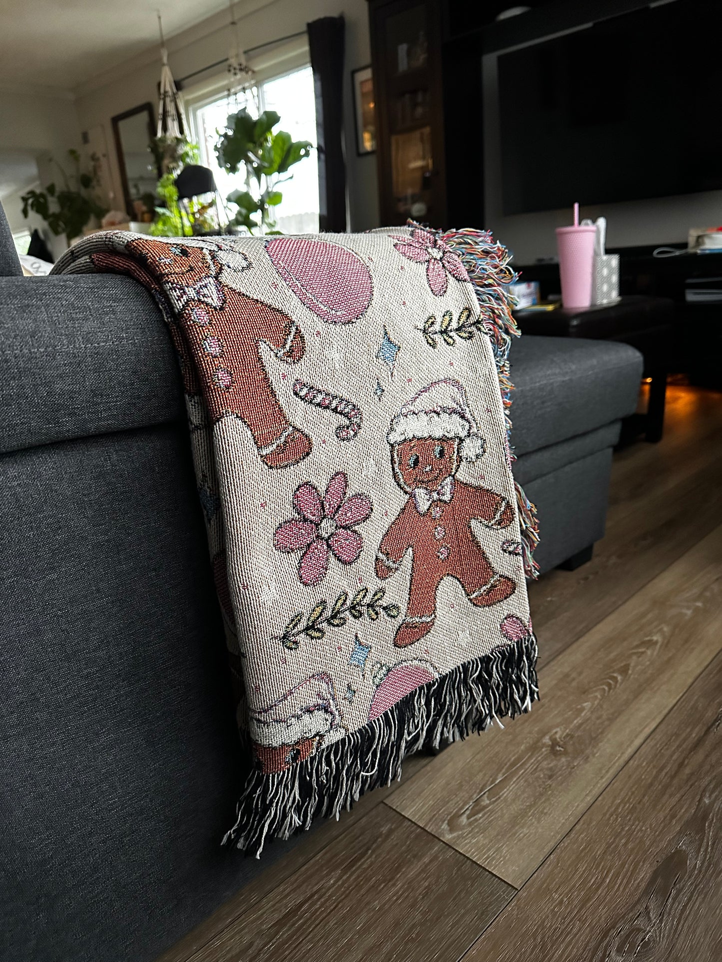 Pink christmas with gingerbread man woven blanket 50x60” clearance