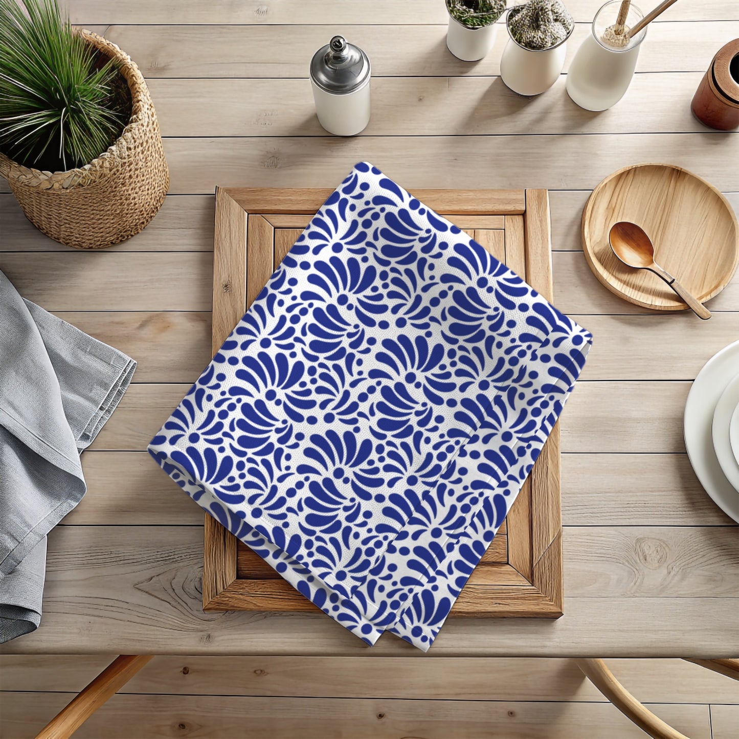 Blue and white Talavera kitchen towels. Mexican tea towel for Mexican kitchen decor. Set of 2 hand kitchen towel with Talavera desing