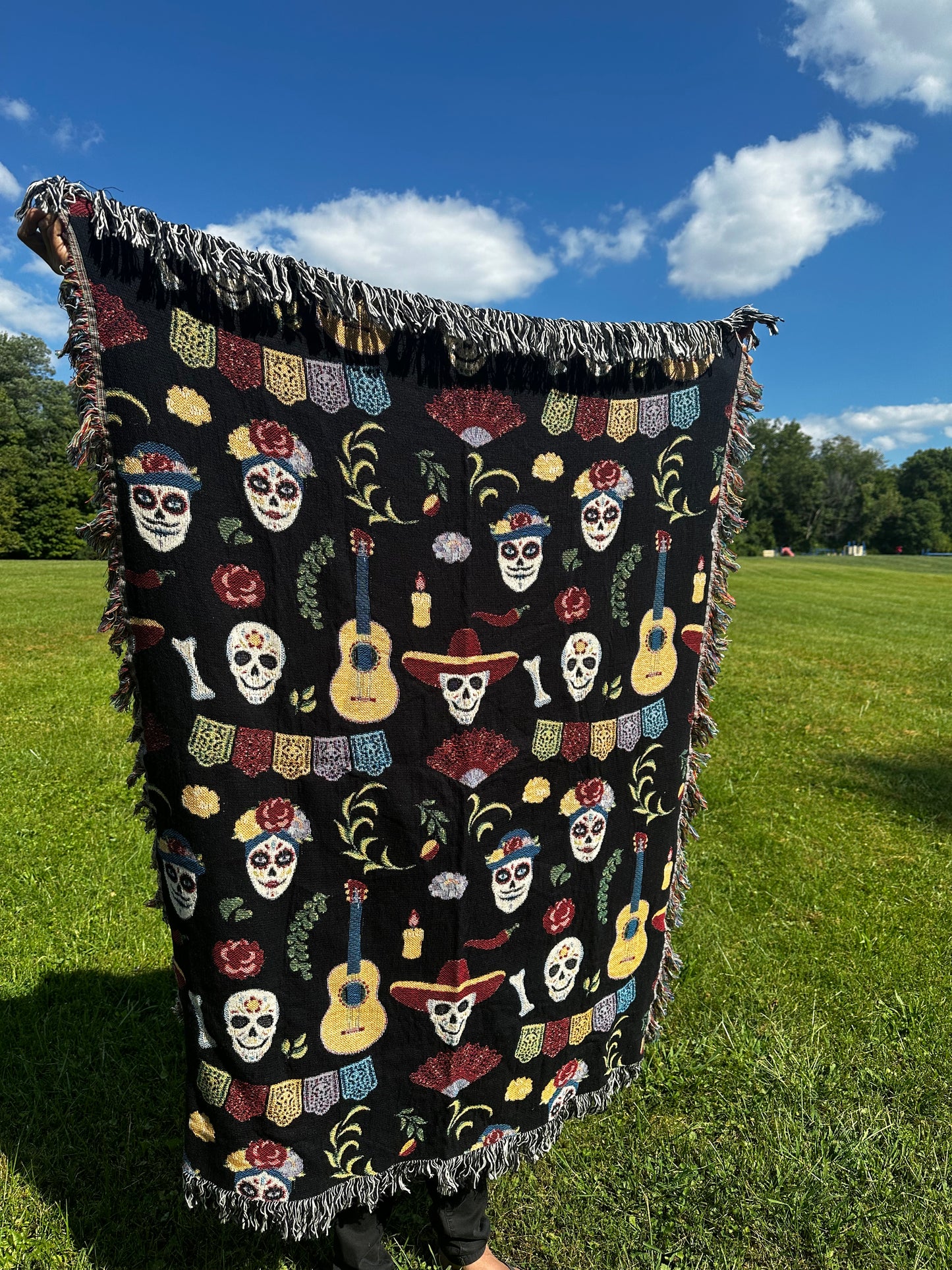 Day of the death woven blanket 37x52” clearance